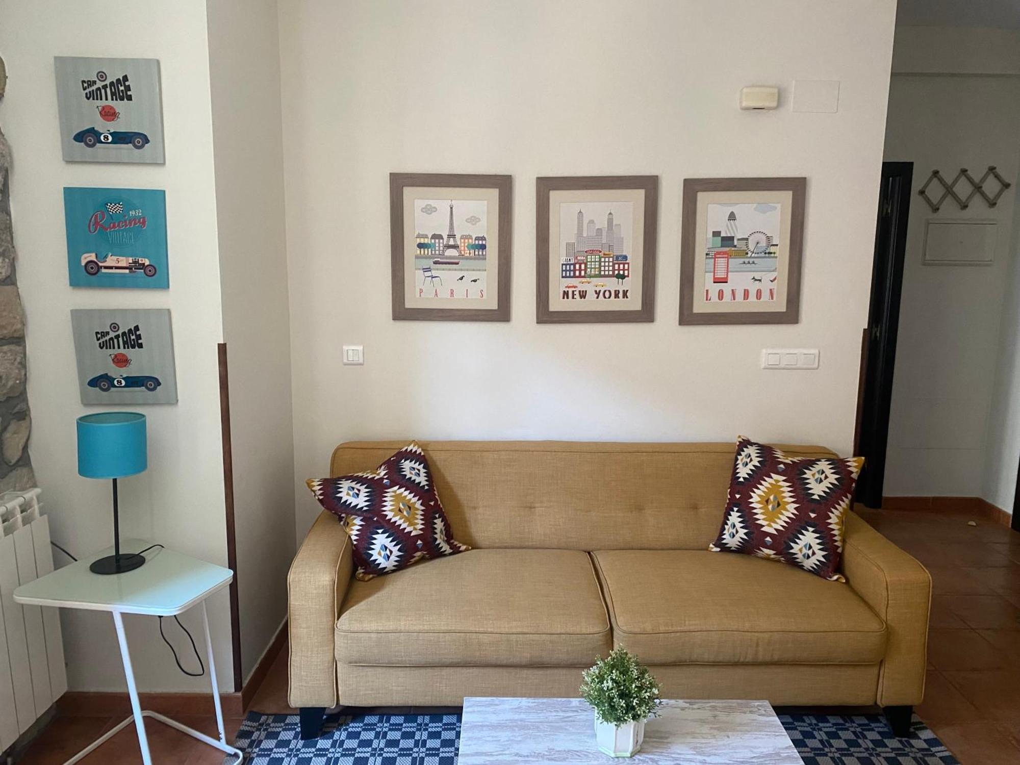 Apartamentos Hevia Villaviciosa  Dış mekan fotoğraf