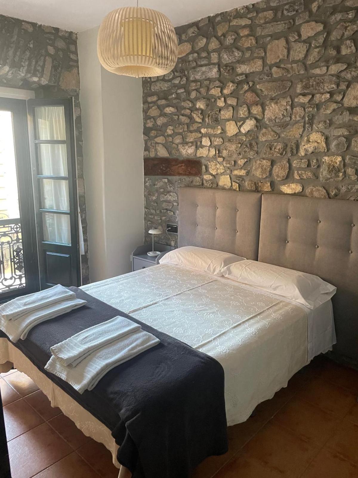 Apartamentos Hevia Villaviciosa  Dış mekan fotoğraf